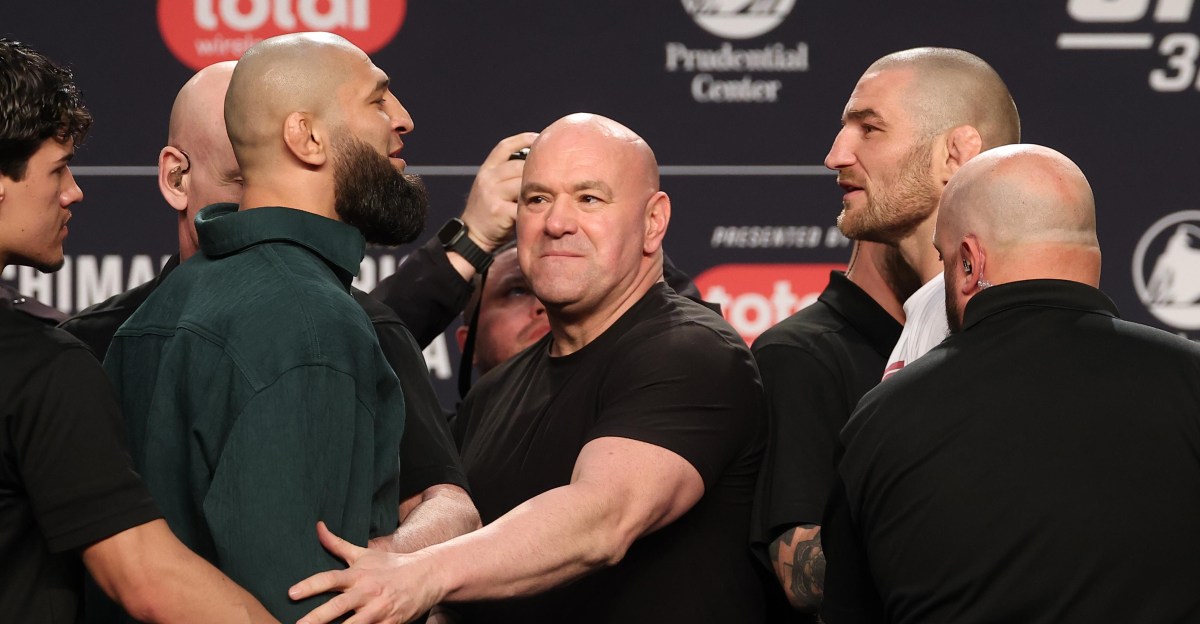 Résultats de l'UFC 328 : Khamzat face à Strickland, un choc mémorable !