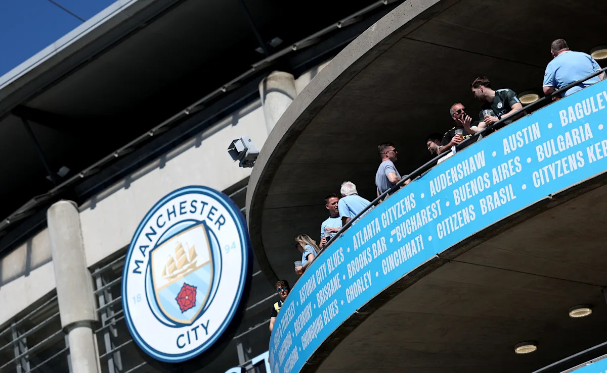 Manchester City vise un jeune talent de Ligue 1 : une pépite pour l'avenir ?