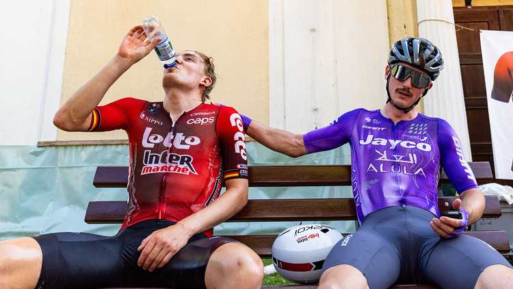 Georg Zimmermann et Felix Engelhardt côte à côte au terme de la course