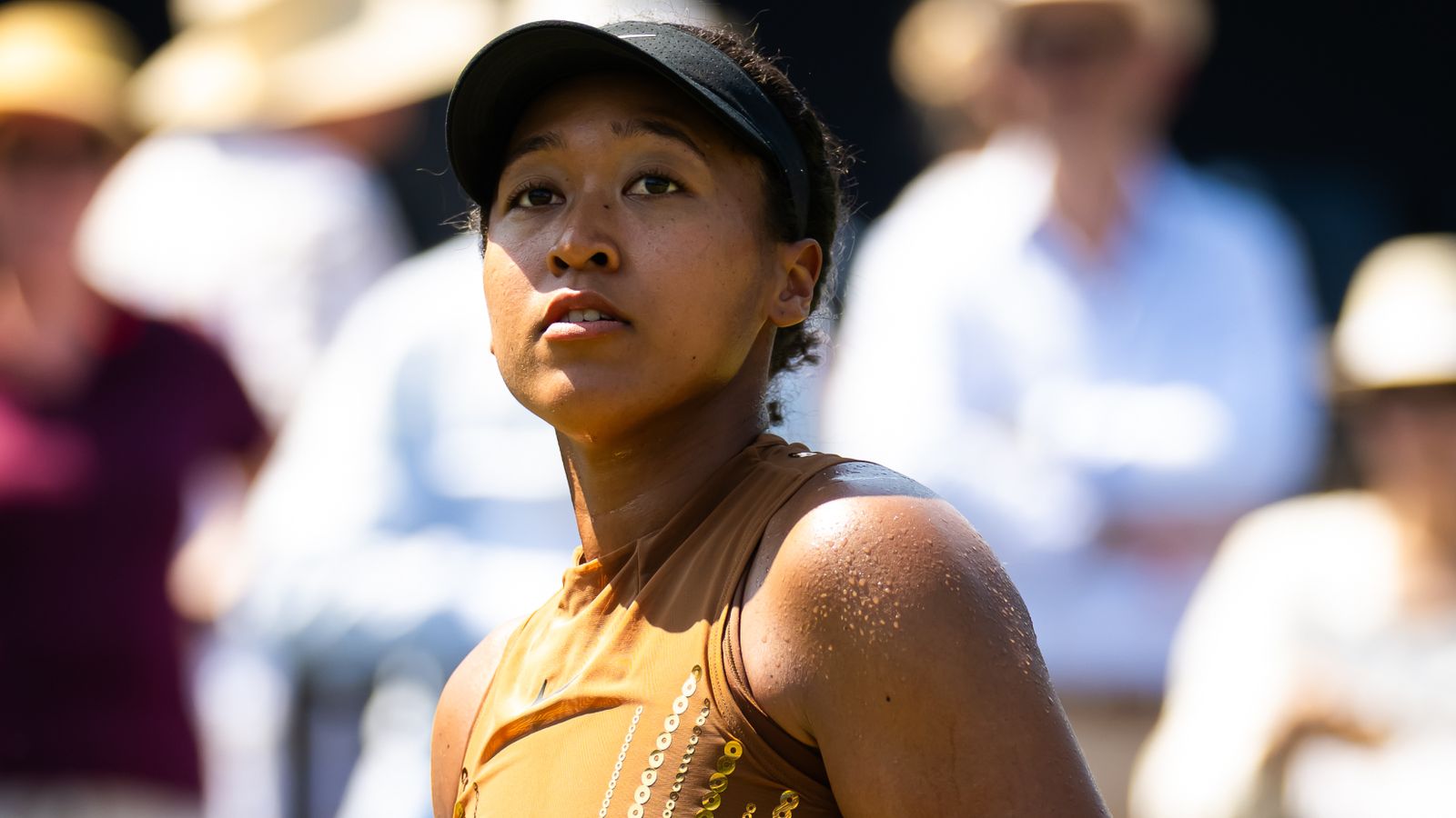 Bad Homburg : Naomi Osaka abandonne en finale à cause d’une douleur au pied, Wimbledon s’inquiète face à Karolina Muchova