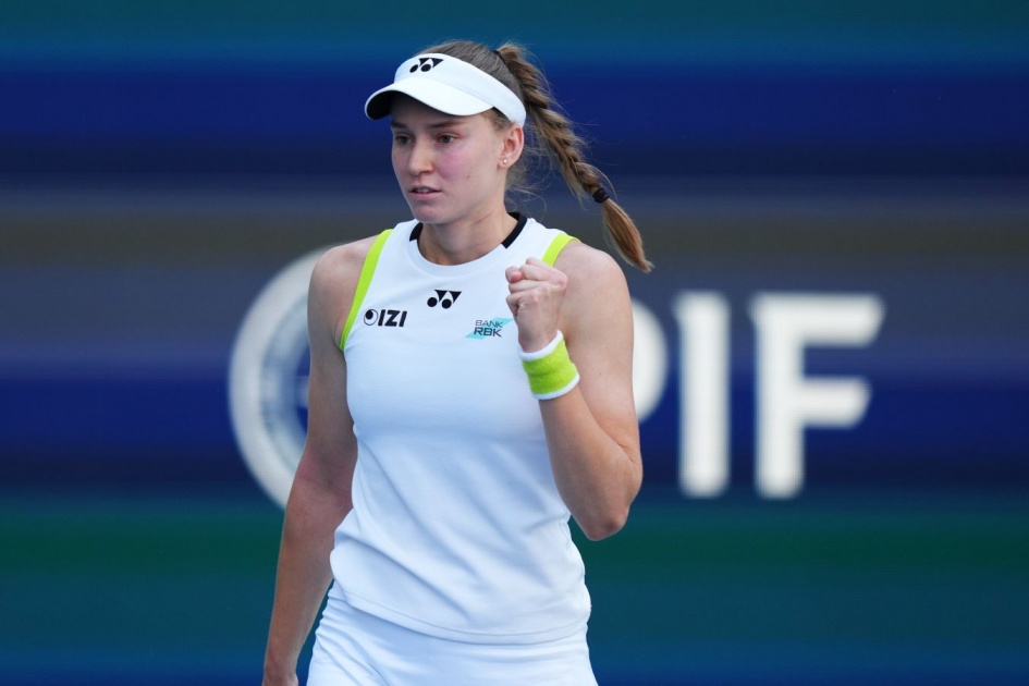 Elena Rybakina contre Katie Boulter : un quart de finale époustouflant à Londres !