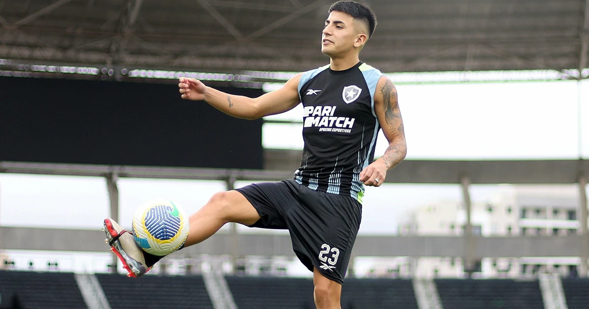 Fifa rejette la demande du Botafogo pour lever l'interdiction de transfert de Thiago Almada, mais laisse entrevoir une possibilité !