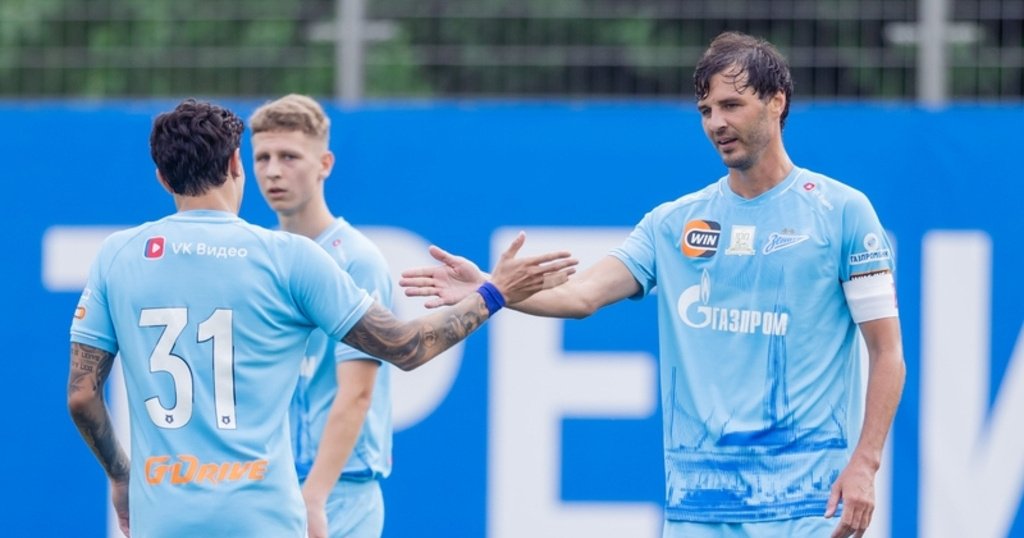 Le doublé d'Erokhin a aidé le Zenit à écraser le Leningradets