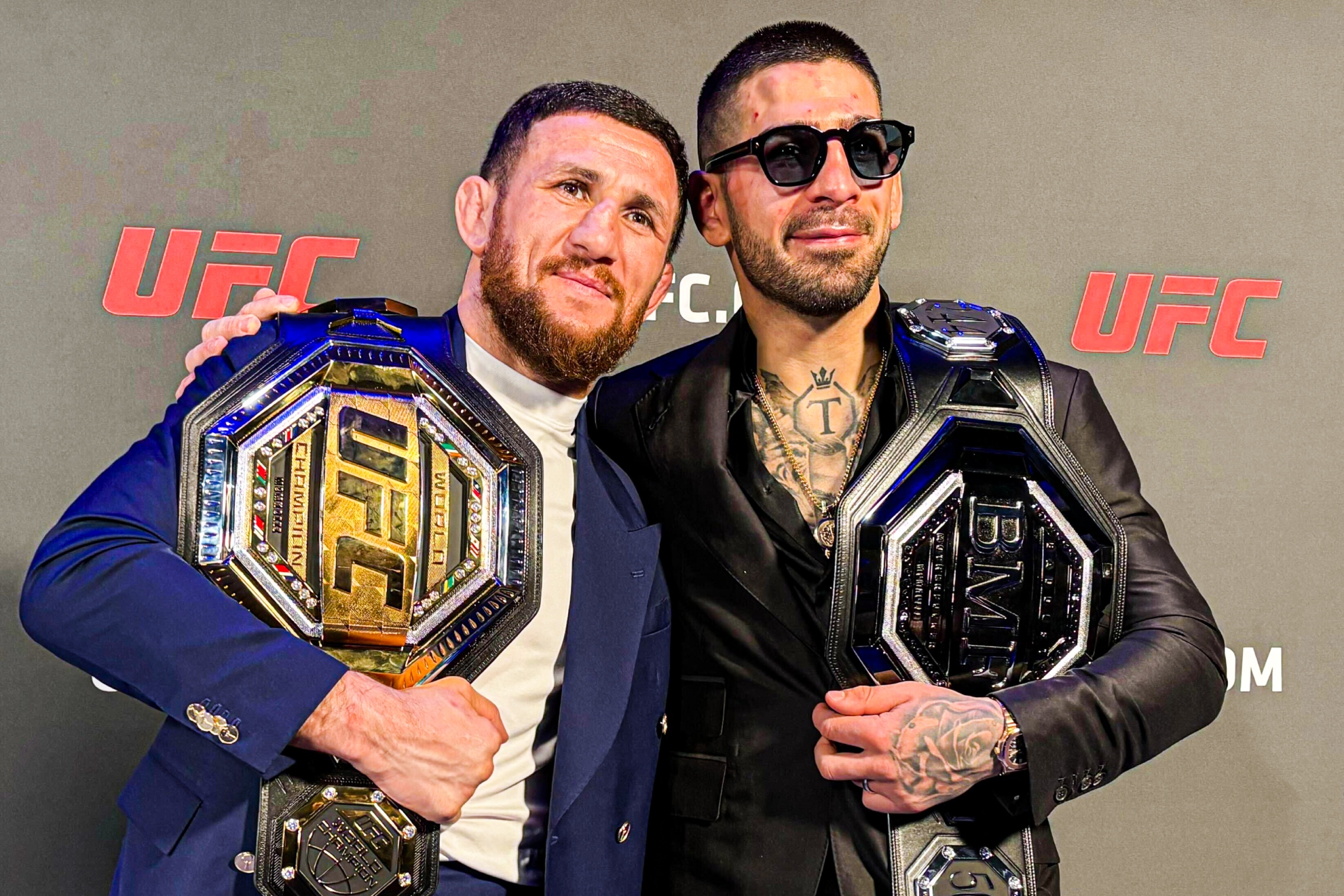 Merab Dvalishvili aux côtés d'Ilia Topuria lors de l'UFC 308