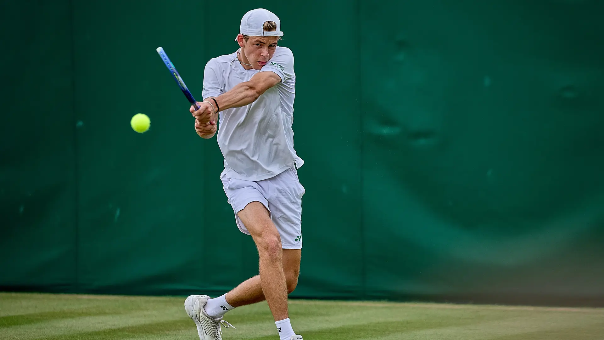 Niels McDonald, le Tennisman de Schwerin, triomphe en Finale à Värnamo !