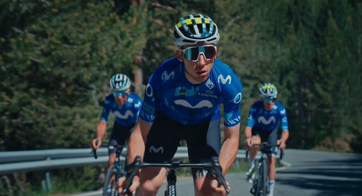 Tour de France 2026 : la maglia Movistar passe à l’azur et rend hommage à Barcelone, Gaudí et la Sagrada Família