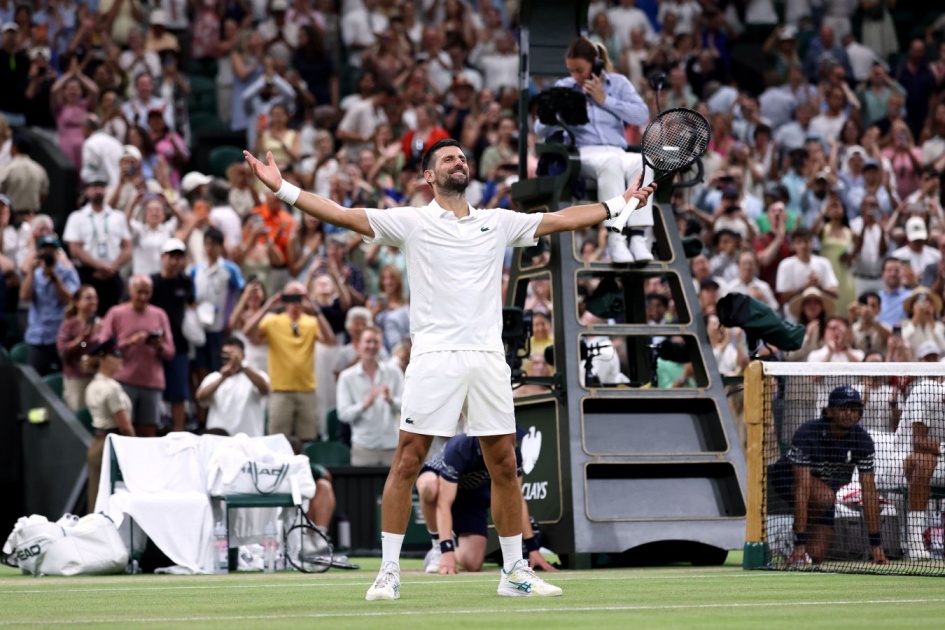 Wimbledon 2026 : Novak Djokovic bat Félix Auger-Aliassime en quarts après 5h15 de suspense — sa réaction après ce match historique
