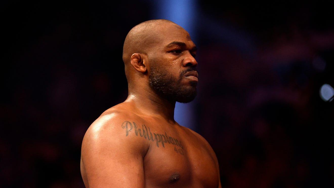 Jon Jones dans l’Octogone Jon Jones dans l’Octogone