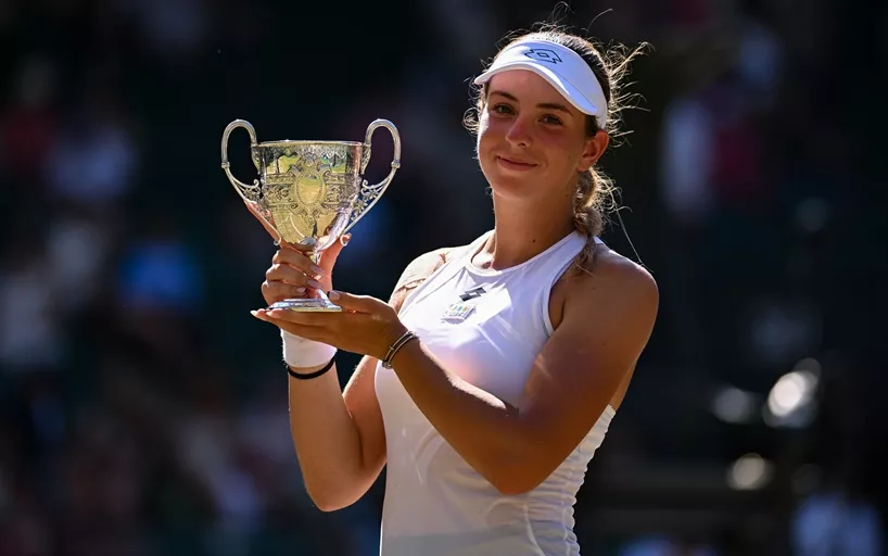 Anna Pouchkarieva débarque à Moscou après sa victoire à l’US Open junior Wimbledon