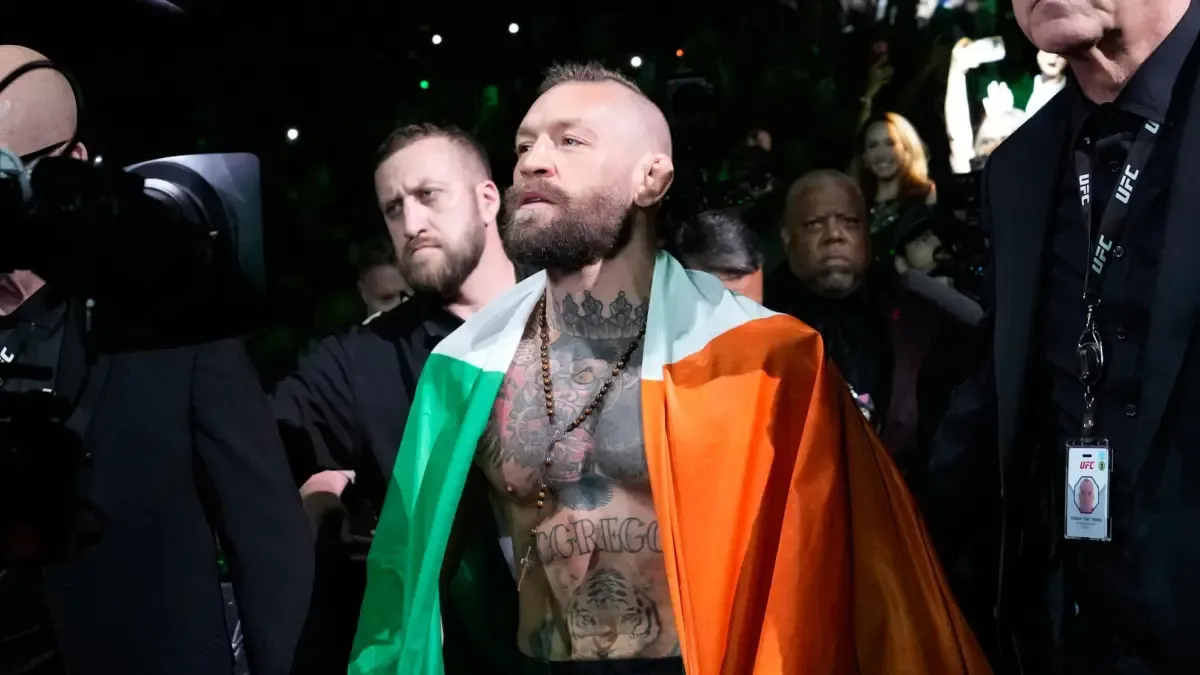 Conor McGregor dément une blessure préexistante avant l’UFC 329 et confirme qu'il reviendra après sa blessure