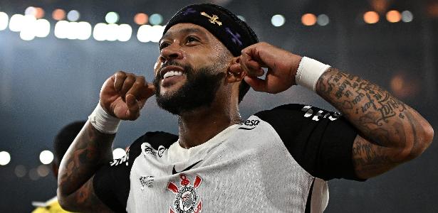 Corinthians cède et envoie le contrat à Memphis après une réunion riche en rebondissements