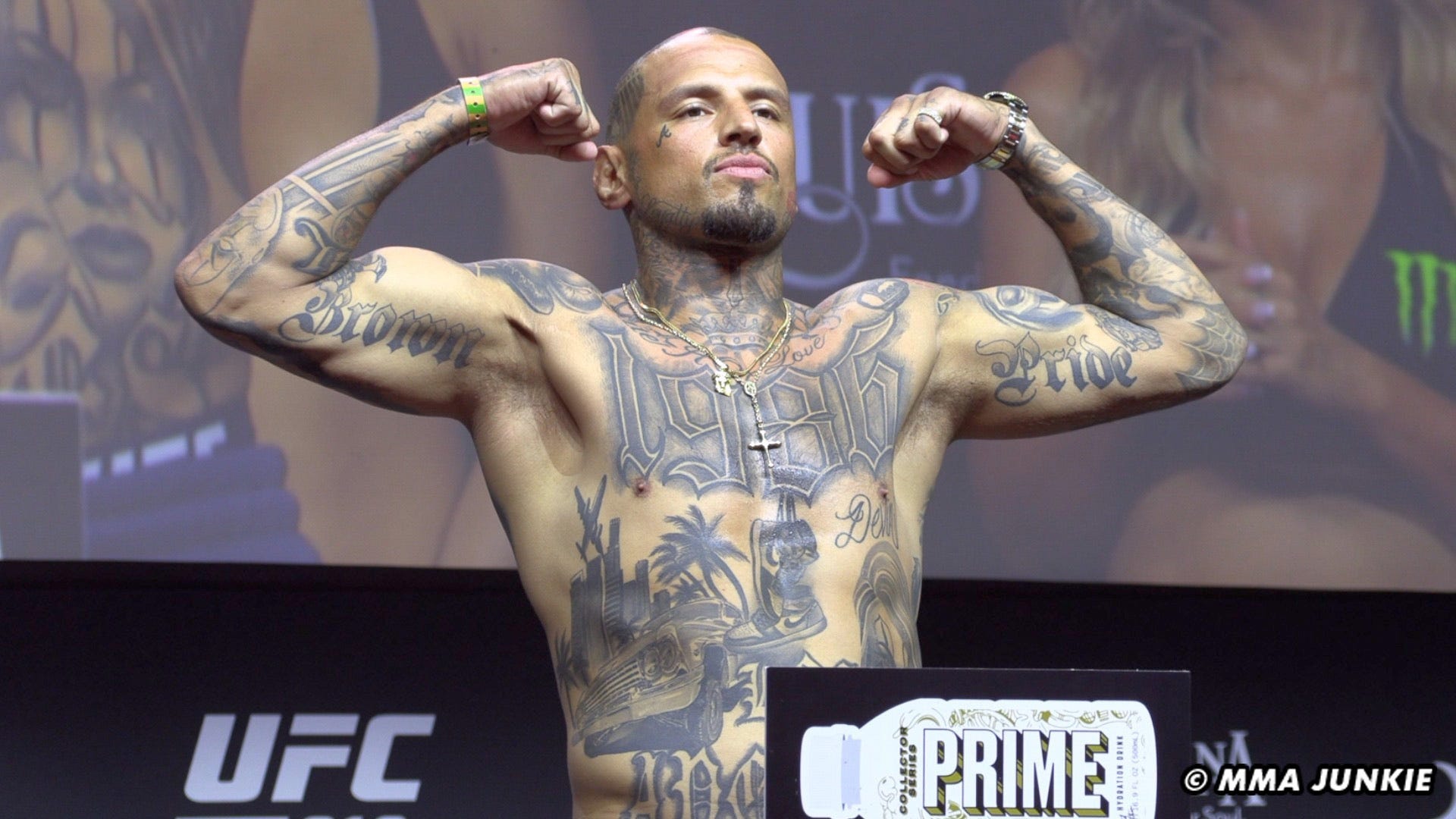 Diffusion en direct : pesées cérémonielles et face-à-face final de l’UFC à Belgrade