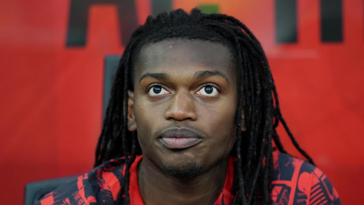 Milan : le Fenerbahçe offre 50 M€ pour Leao, Karetsas dans le viseur de Cardinale
