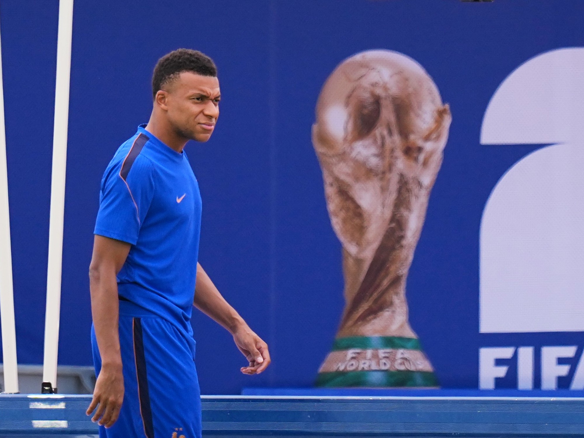 Mondial 2026 en direct : première demi-finale France–Espagne, l’avant-match Argentine–Angleterre, quand aura lieu la finale et tout ce qu’il faut savoir ce mardi 14 juillet