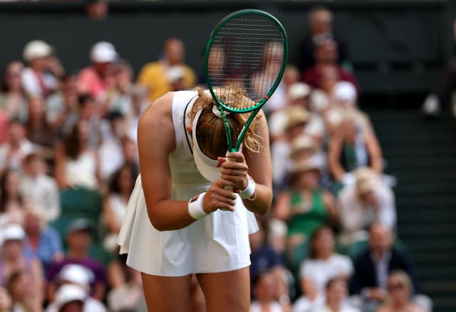 Moment clé sur le court pendant le match