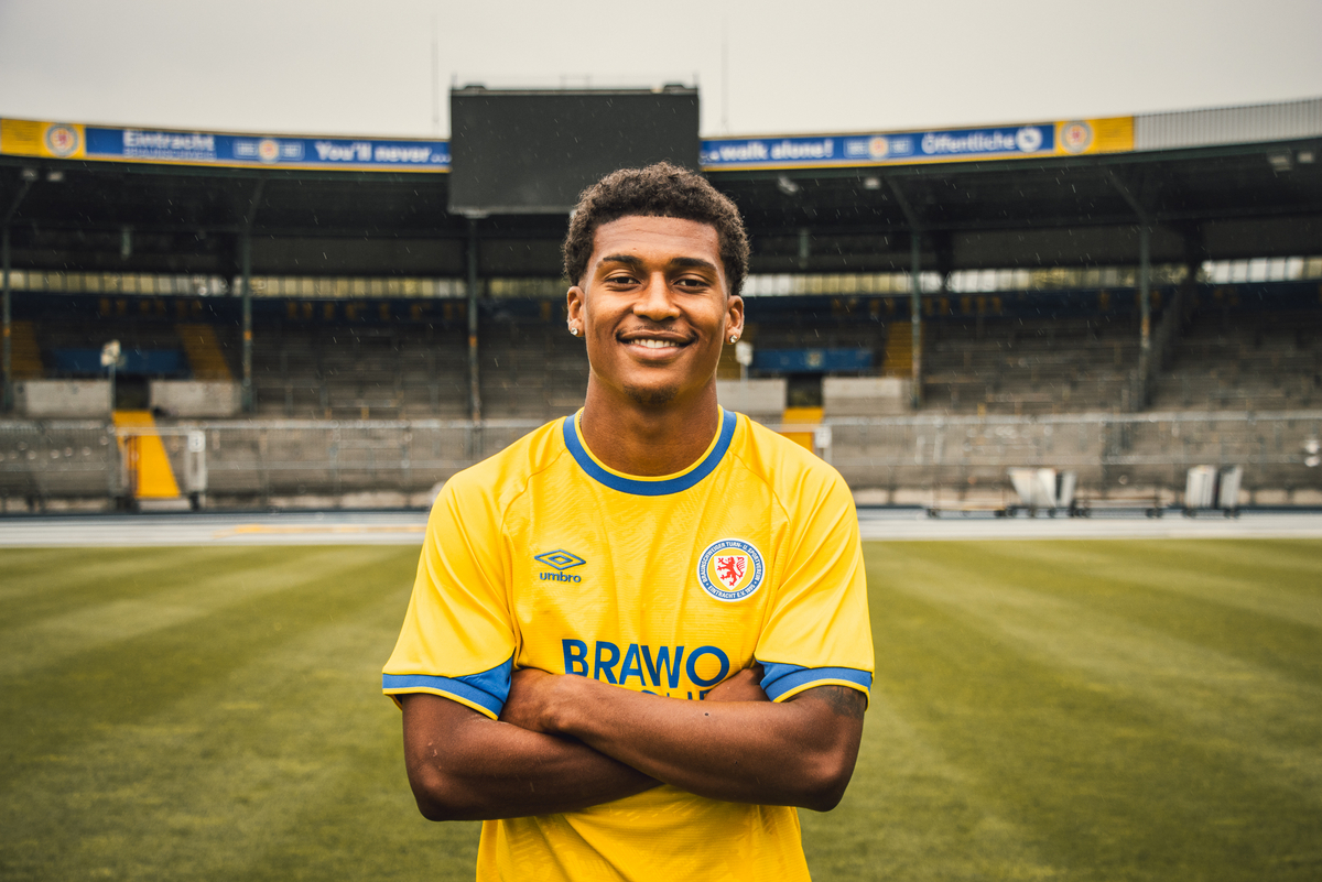 Junior Zé, nouvelle recrue de l'Eintracht Braunschweig