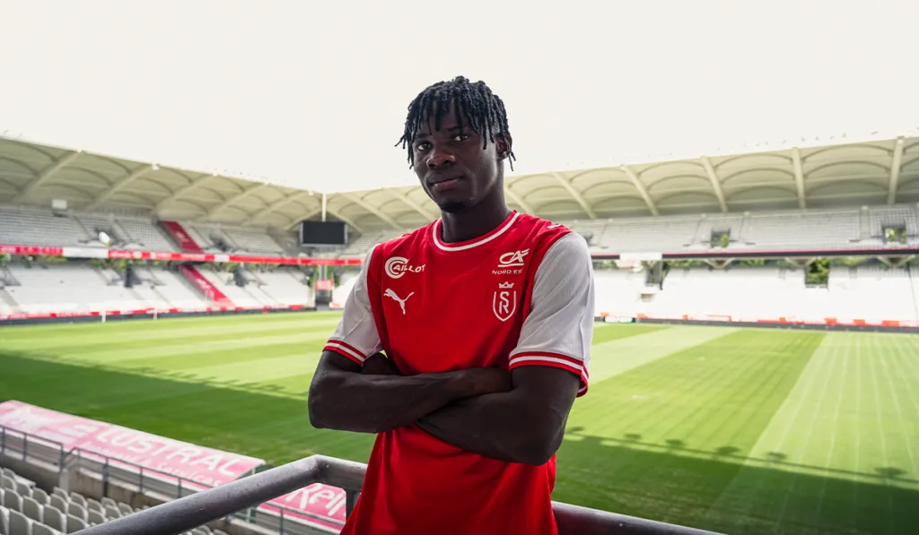 Transferts en Ligue 1 : Pourquoi John Otomewo a rejoint les champions français à six reprises