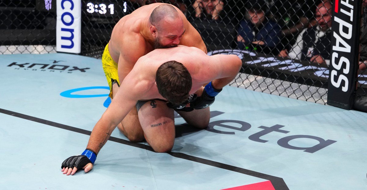 Vidéo UFC Abu Dhabi : Valter Walker signe sa cinquième soumission par clé de jambe au premier round d’affilée et lance un défi à Herb Dean