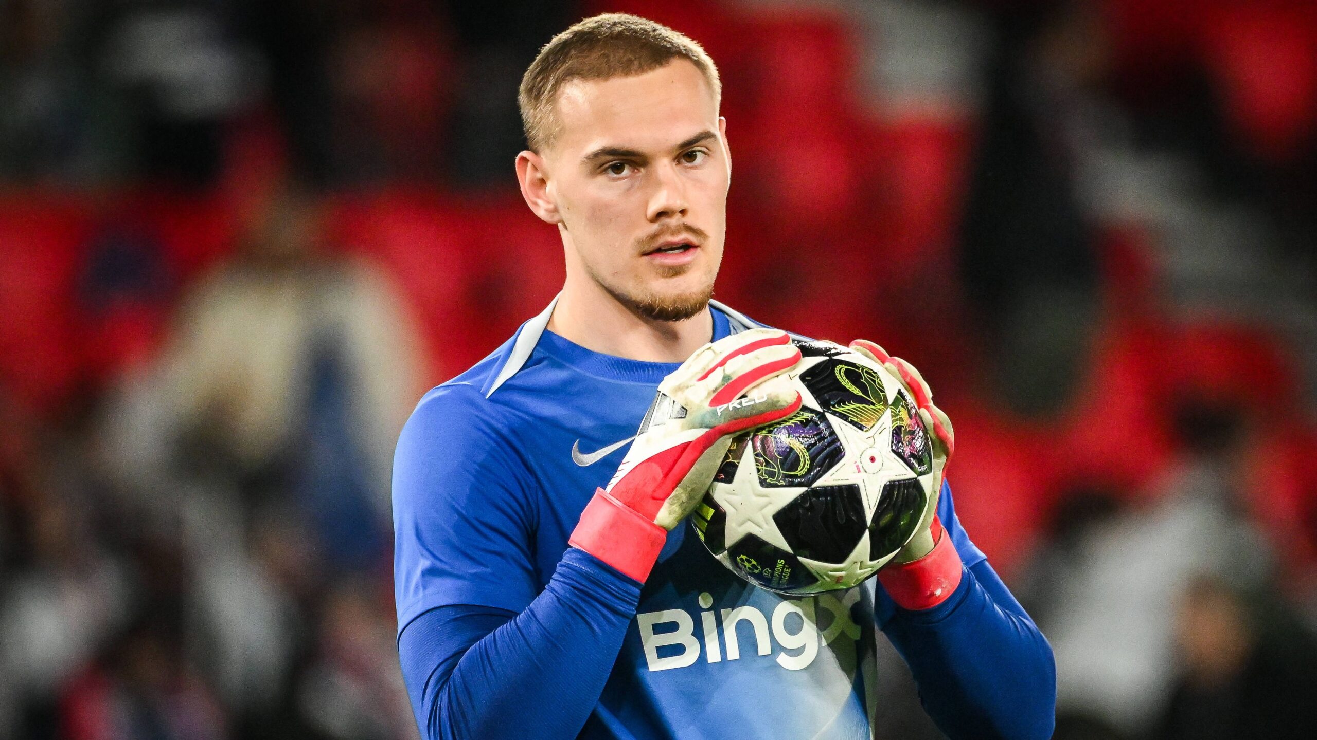 Chelsea officialise le départ de Filip Jorgensen : le gardien file en prêt à RC Strasbourg pour une saison palpitante !
