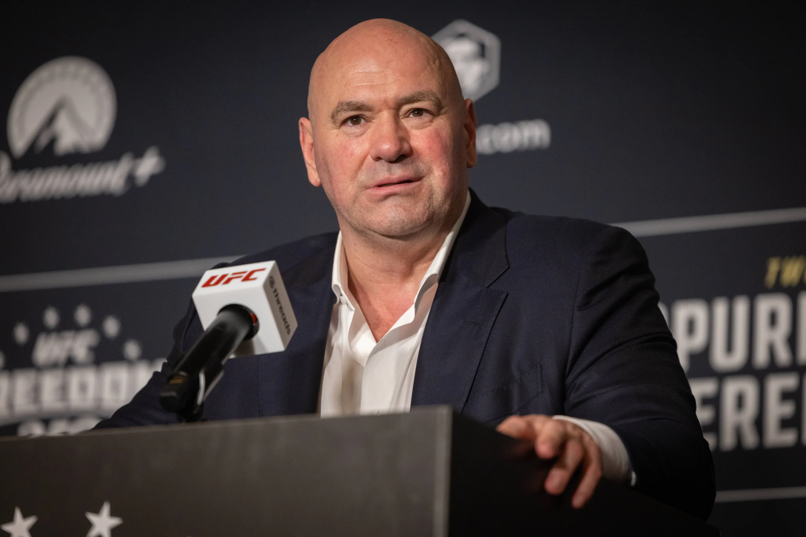 Dana White admet que l'UFC envisage de signer Usman Nurmagomedov