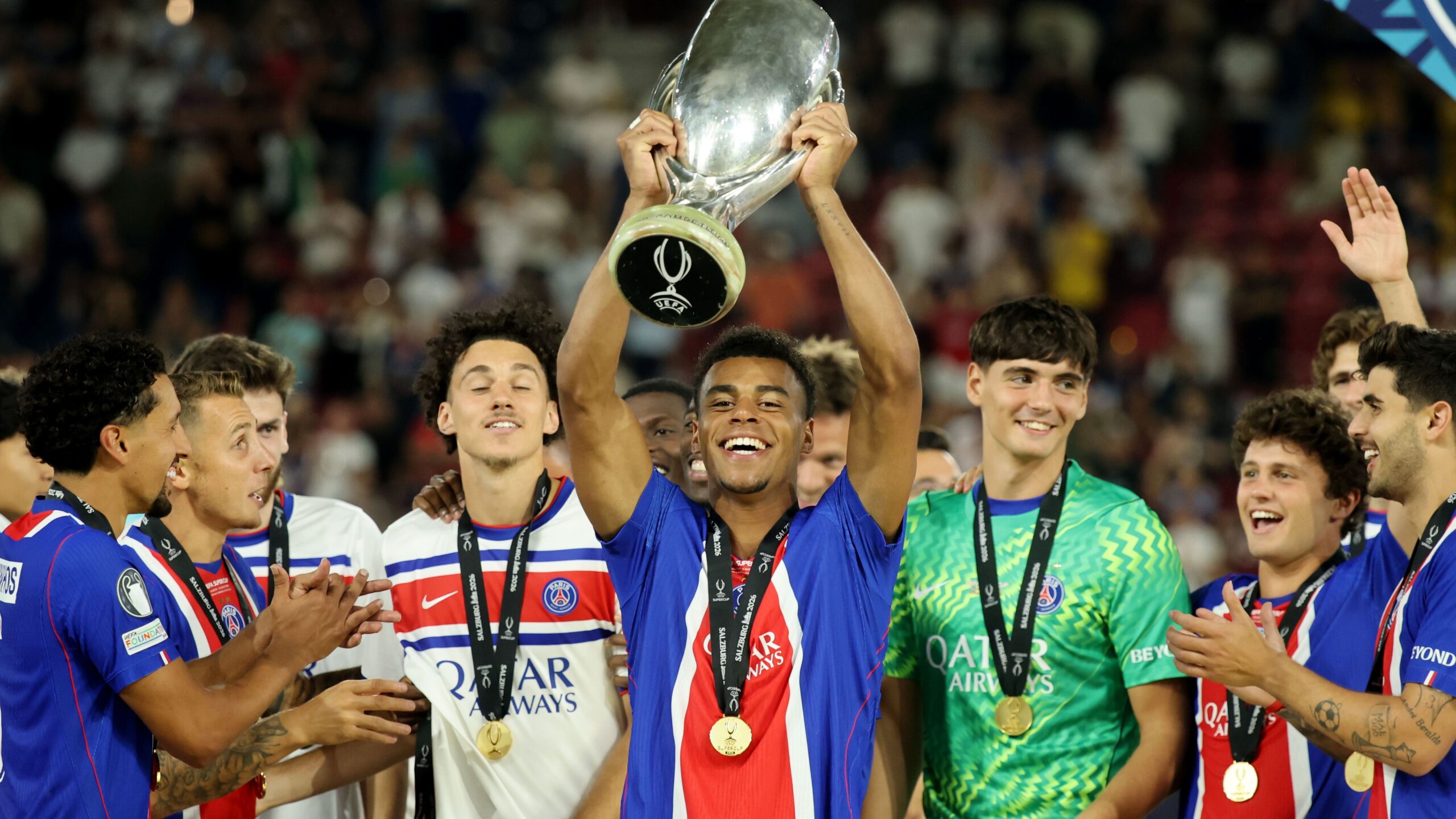 Desire Doue, héros du match, vise la victoire sur tous les fronts avec le PSG après le succès en Super Coupe !
