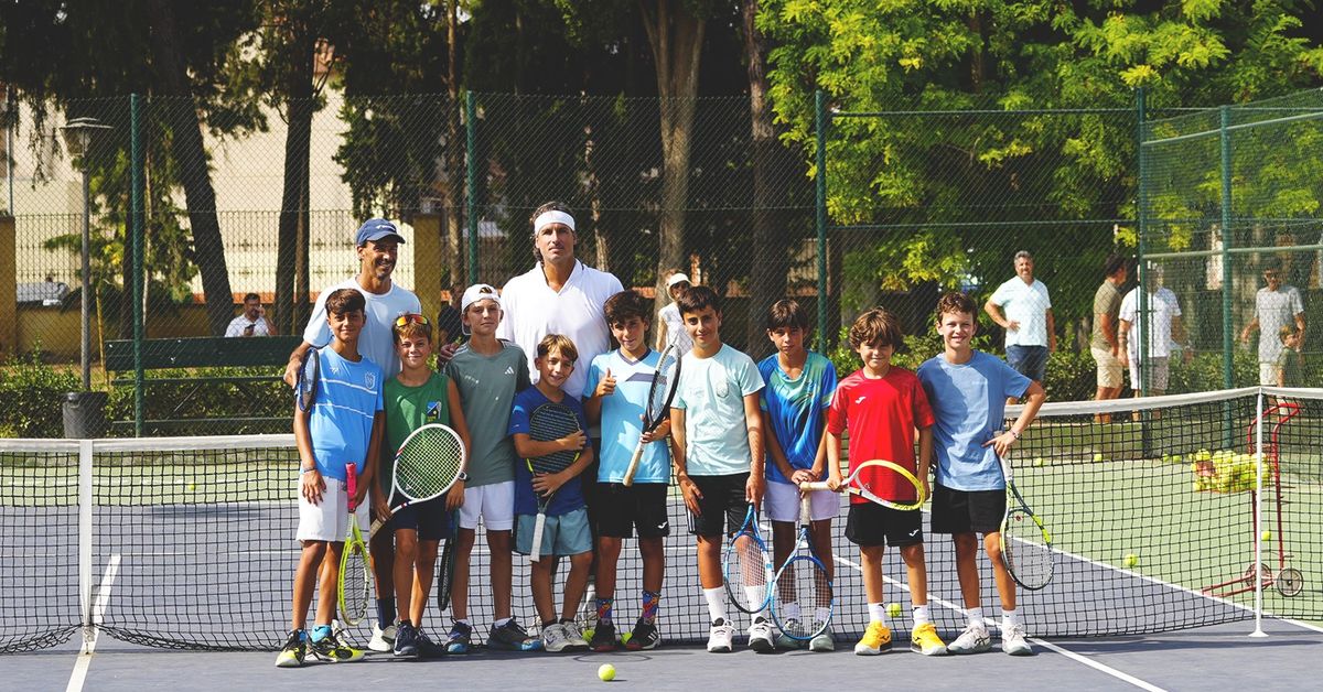 Feliciano López rapproche le tennis d’élite des jeunes à Cadix