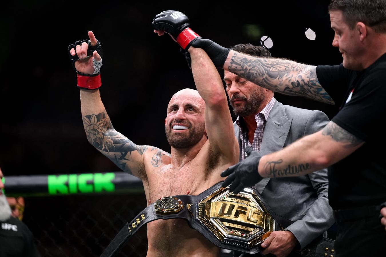 L'UFC annonce cinq combats pour l'UFC 333 : Volkanovski face à Evloev