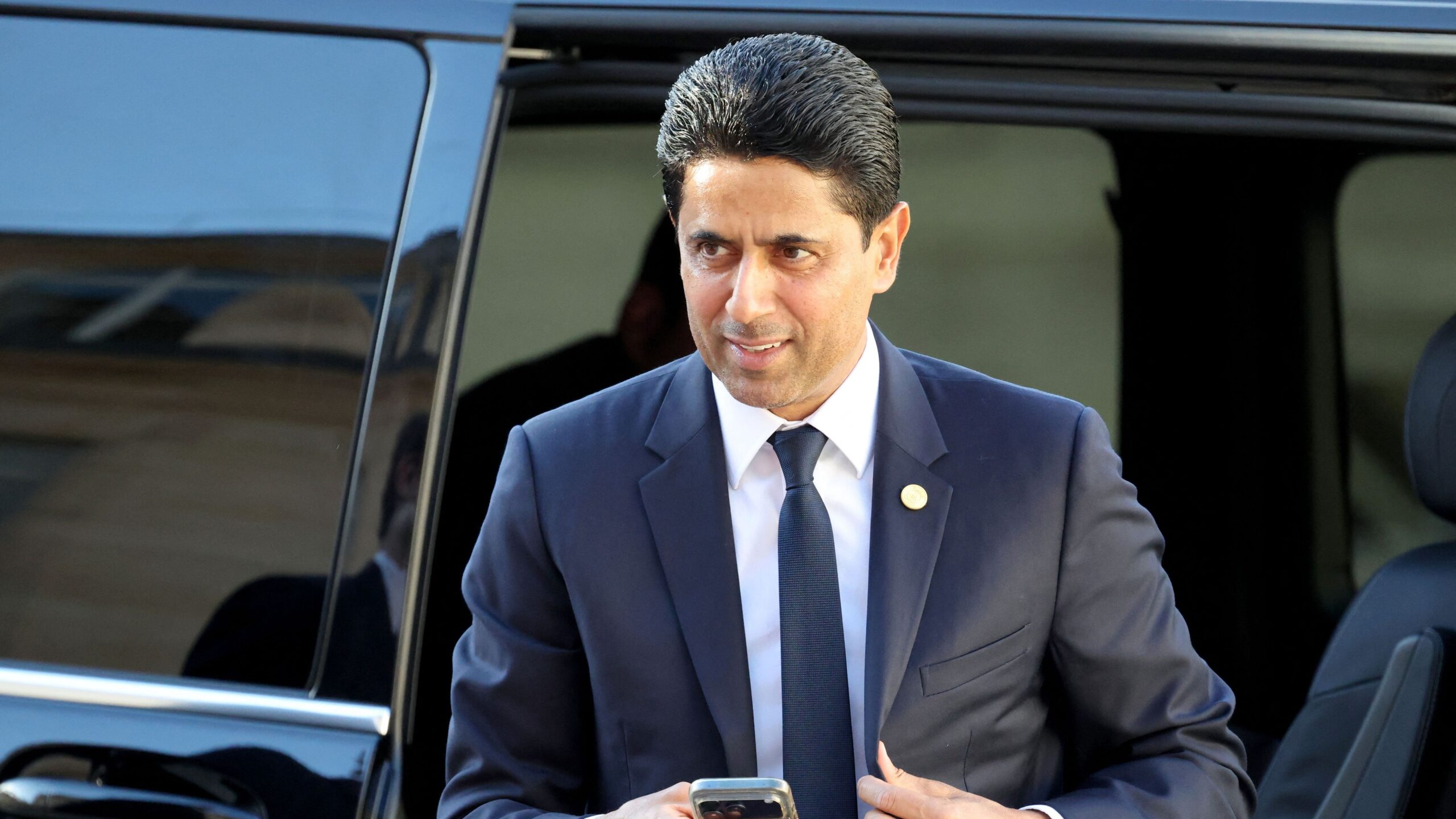 La langue de notre époque : le PSG dévoile un transfert à plusieurs millions de dollars !