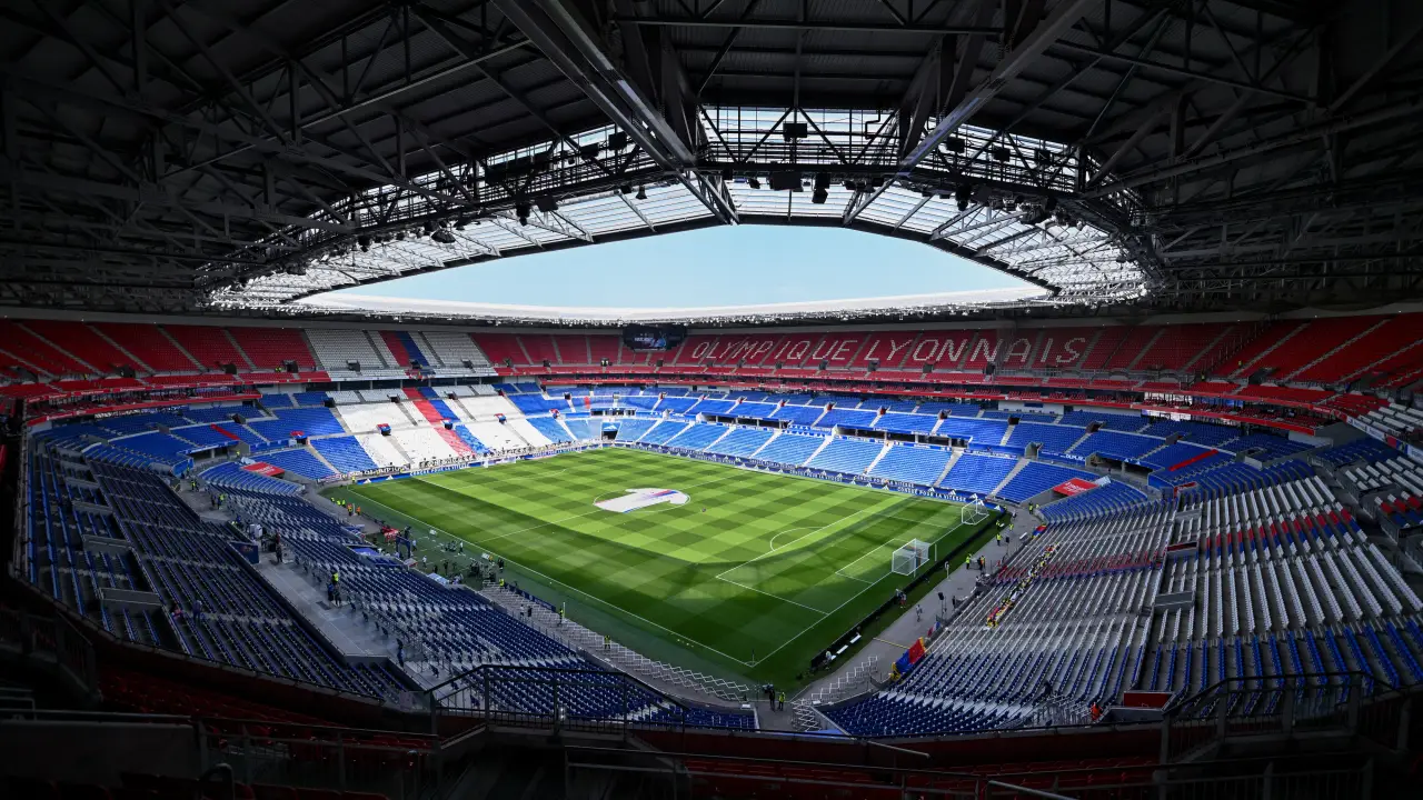Lyon et Fenerbahçe : Qui remportera leur place en Ligue des Champions aujourd'hui ?