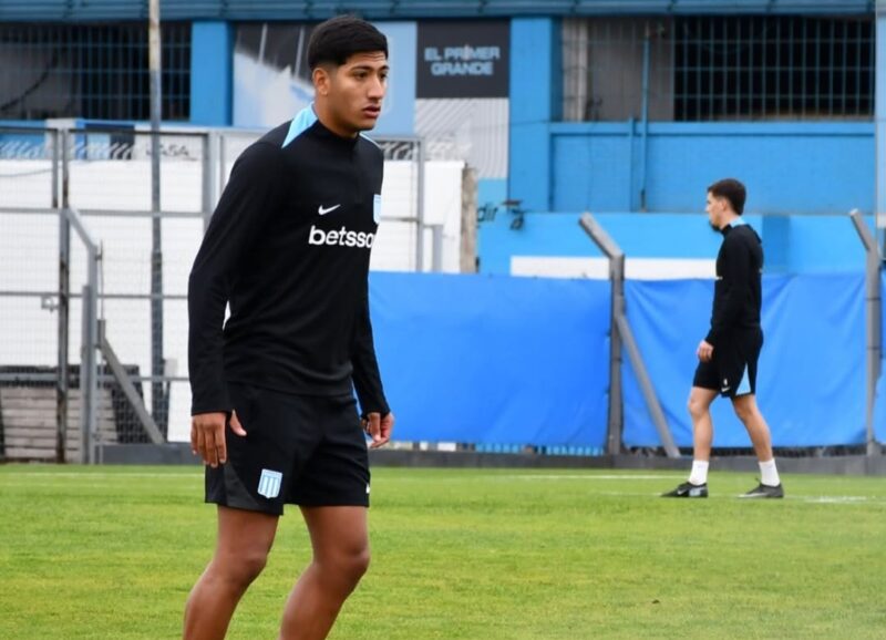 Mateo Martínez Racing jeune