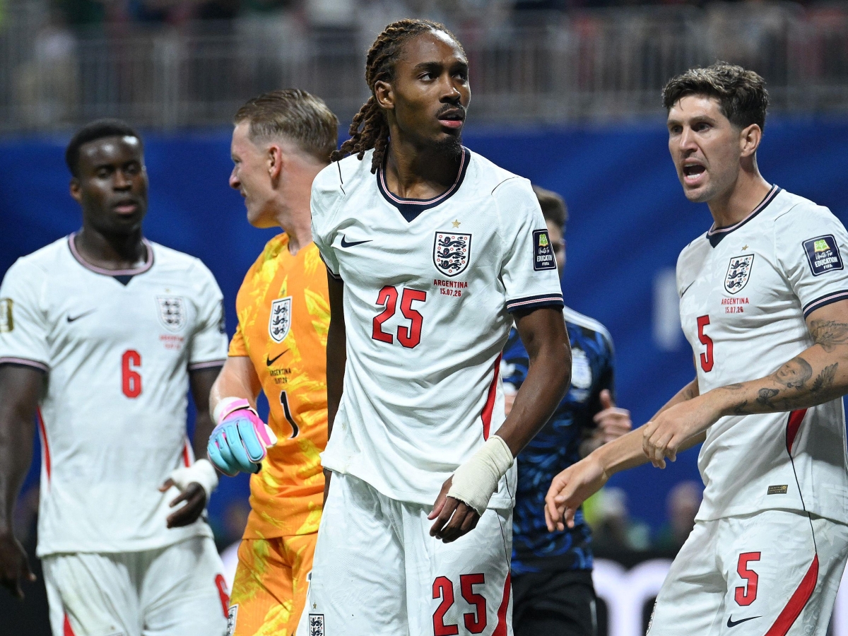 Mercato des transferts en direct : Inter et Spence, c'est fait ; Frattesi en route pour la Lazio ; l'arrivée de Molina à Rome est officielle ; Juve, Suzuki et Vicario dans le viseur
