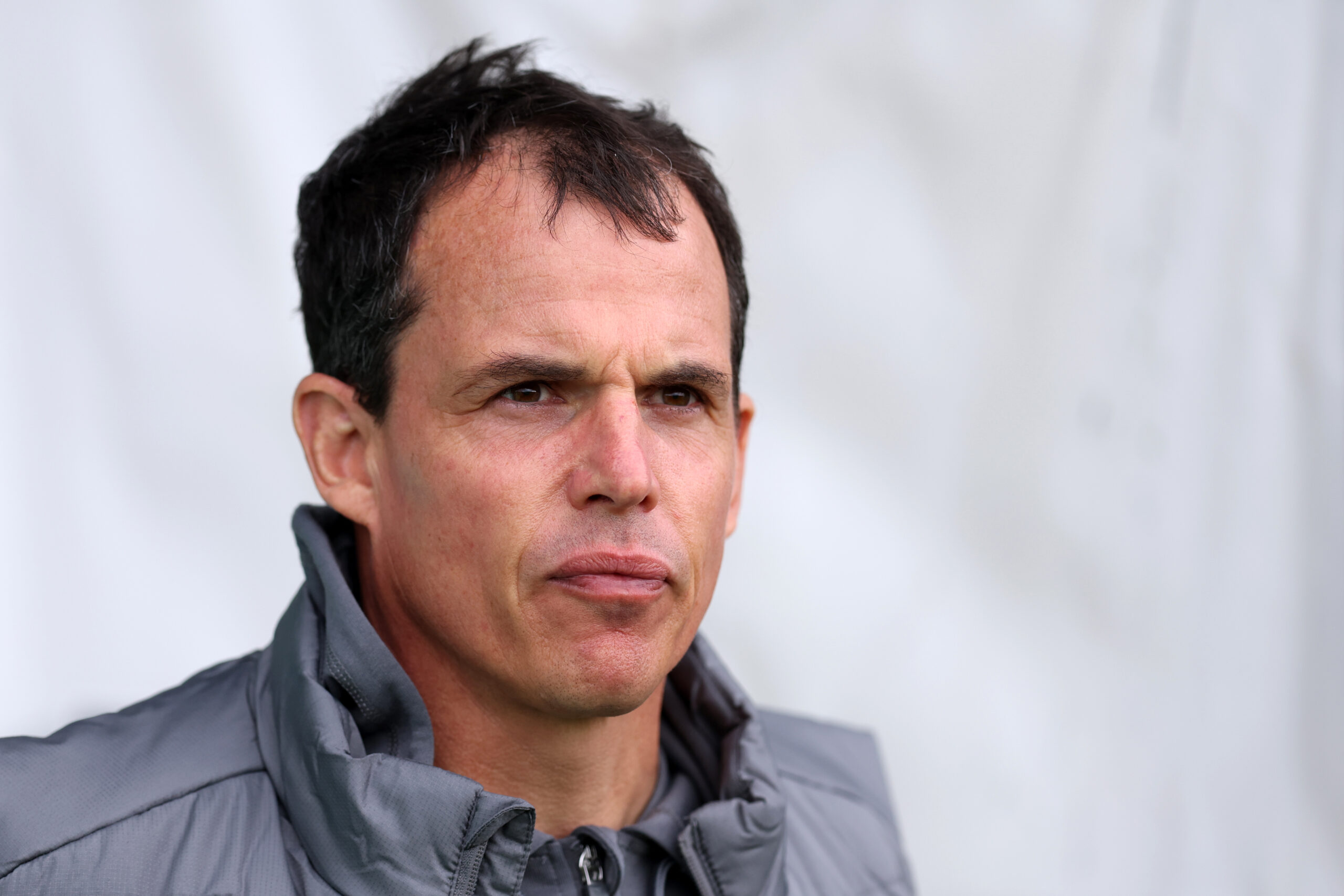 YORK, ANGLATERR - JULY 18: Regis Le Bris, Manager of Sunderland, looks on prior to the Pre-season friendly match between York City and Sunderland at LNER Community Stadium on July 18, 2026 in York, England.