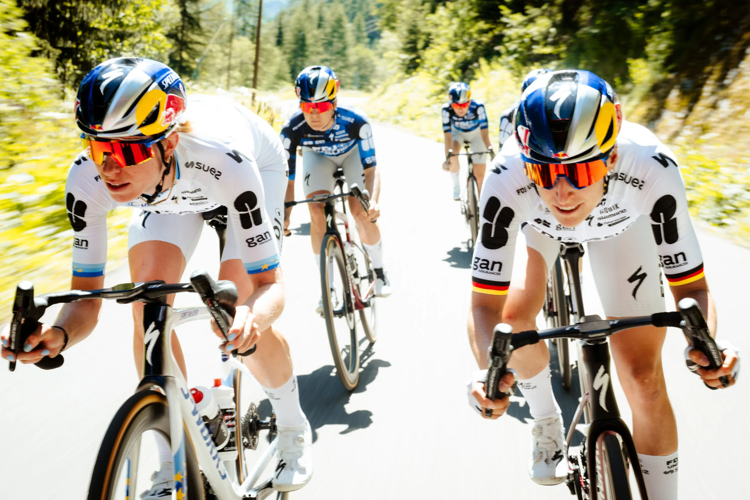 Pro Log : Red Bull rejoint FDJ-United-Suez — Tadej Pogačar part pour La Vuelta — Sigrid Haugset en tête du Tour de France Femmes
