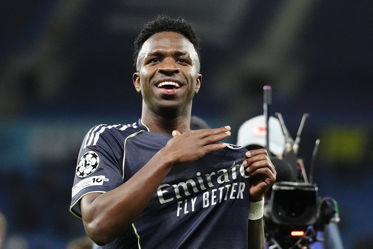 Transferts en direct : Arsenal identifient des alternatives à Vinicius Jr et Liverpool conclut un accord pour un défenseur du Barça