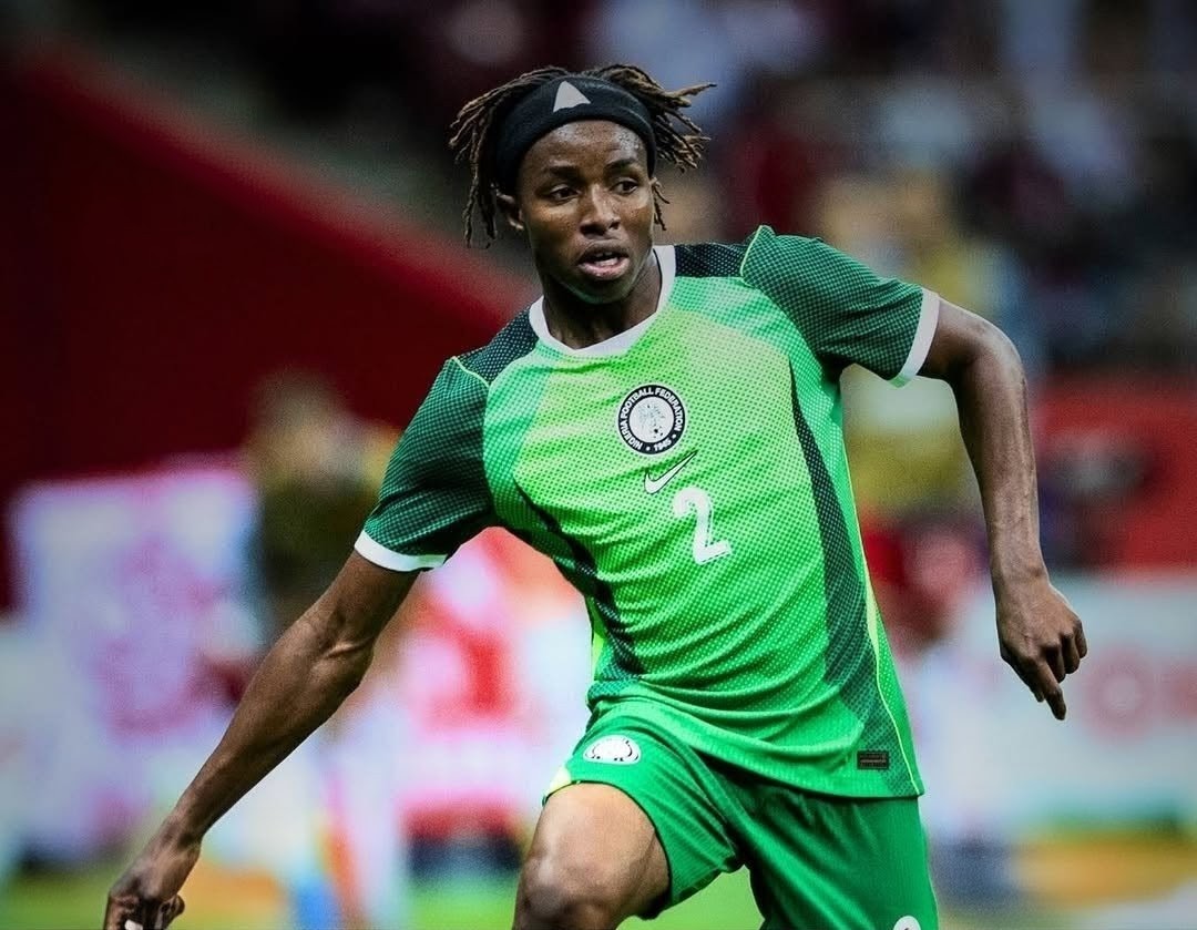 Un Club de Ligue 1 Met les Petits Plats dans les Grands pour S'attacher un Nouveau Défenseur des Super Eagles !