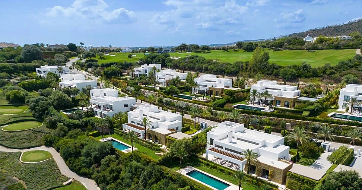 Villas de lujo con vistas al campo de golf a la venta por más de 10 millones de euros