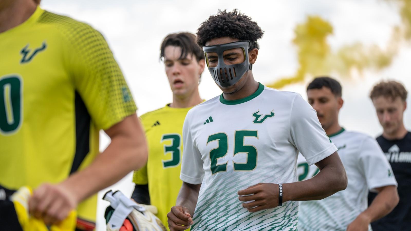 Le soccer masculin de South Florida s’incline à l’extérieur face à UNC Greensboro