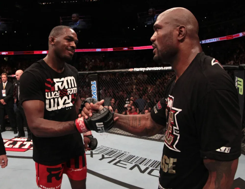 Jon Jones contre Rampage Jackson à l'UFC 135