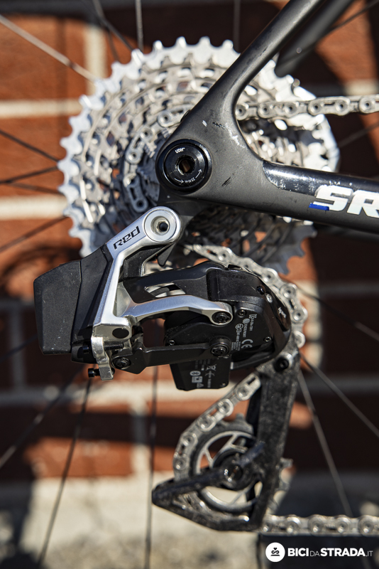Transmission SRAM Red AXS sur le vélo de Ciccone