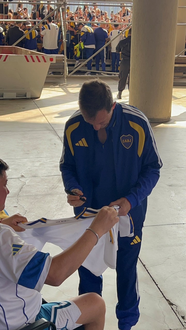 Le Vasco a aussi respecté le rituel des photos et des autographes