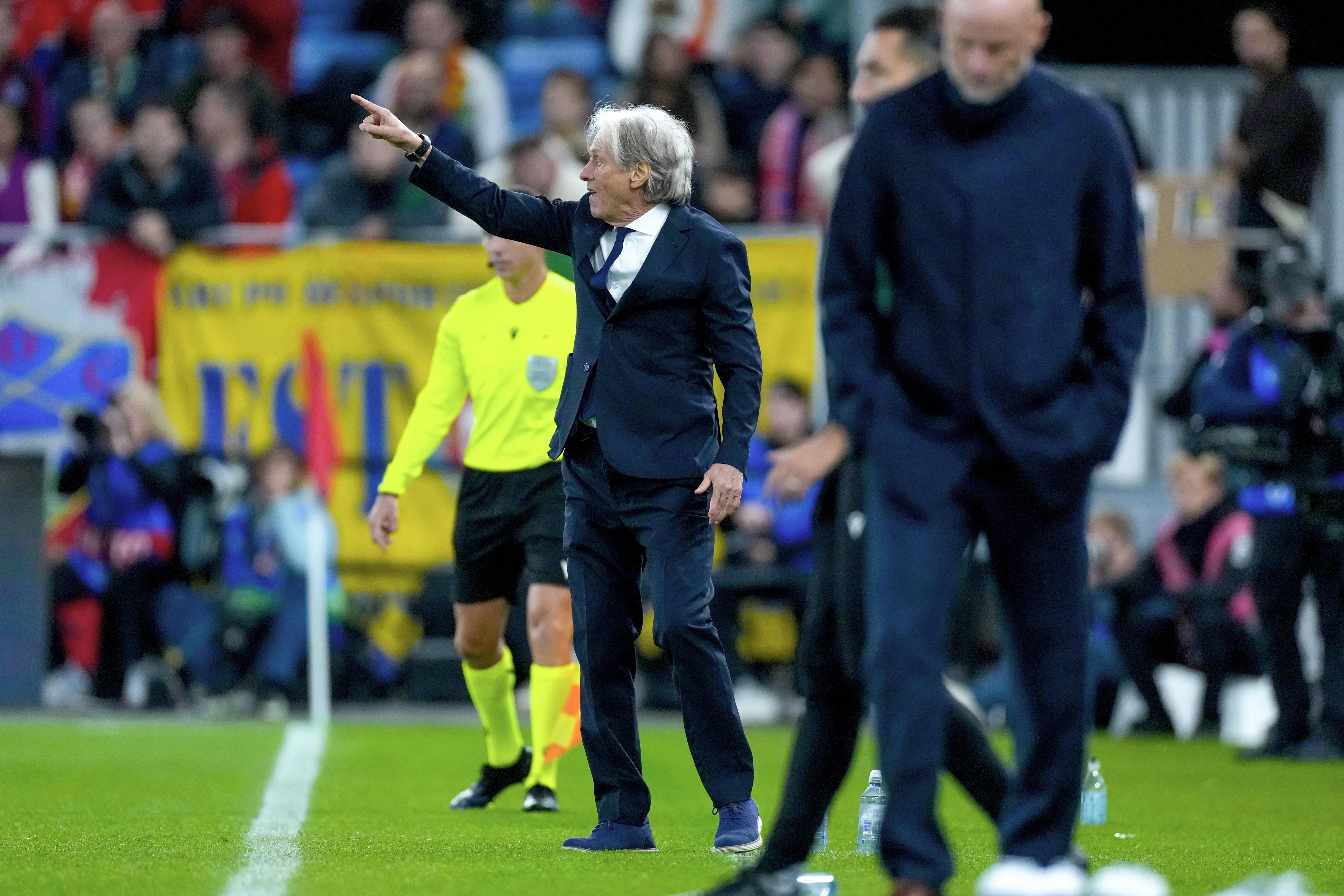 Jorge Jesus au bord du terrain — IMAGO