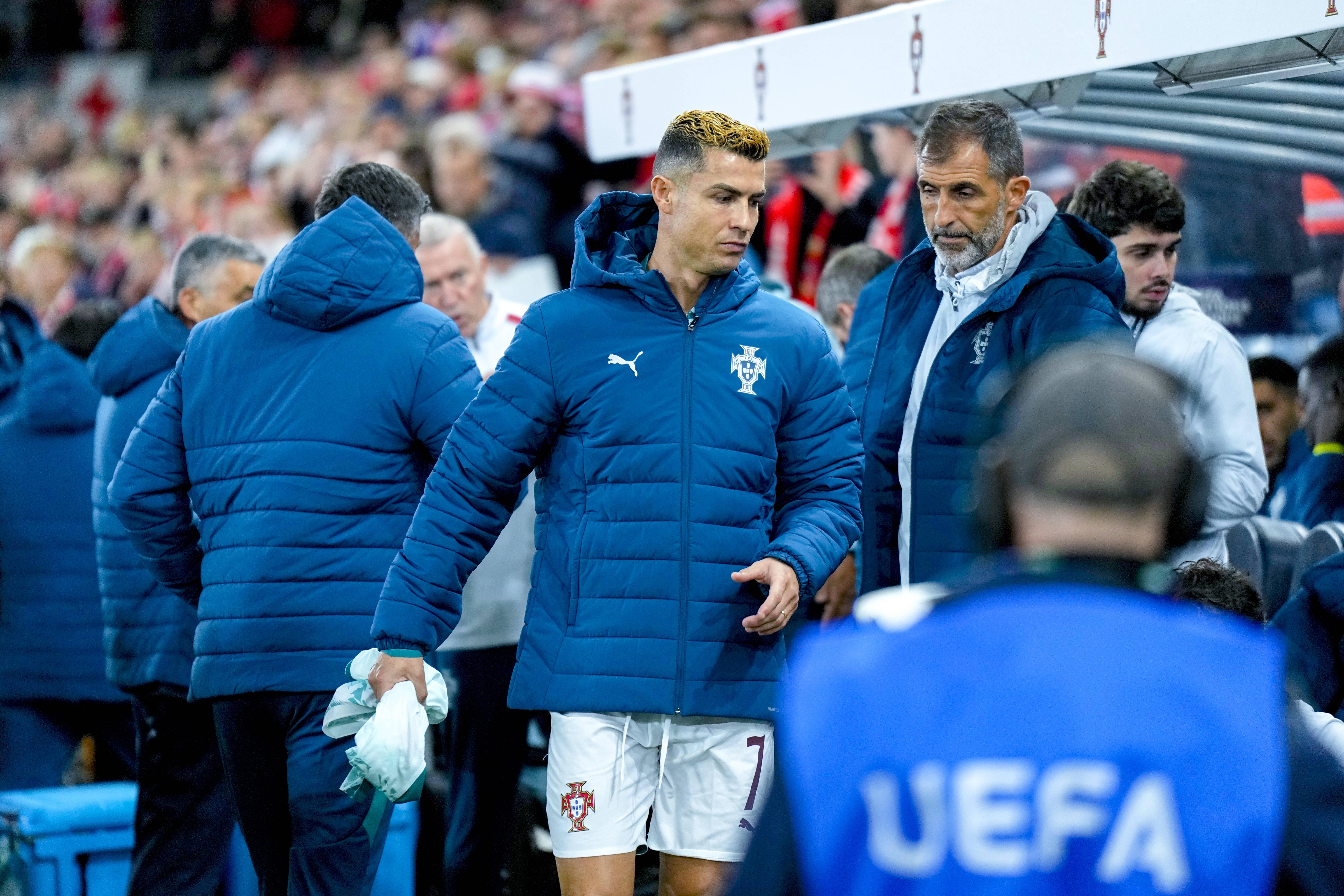 Cristiano Ronaldo sur le banc - IMAGO