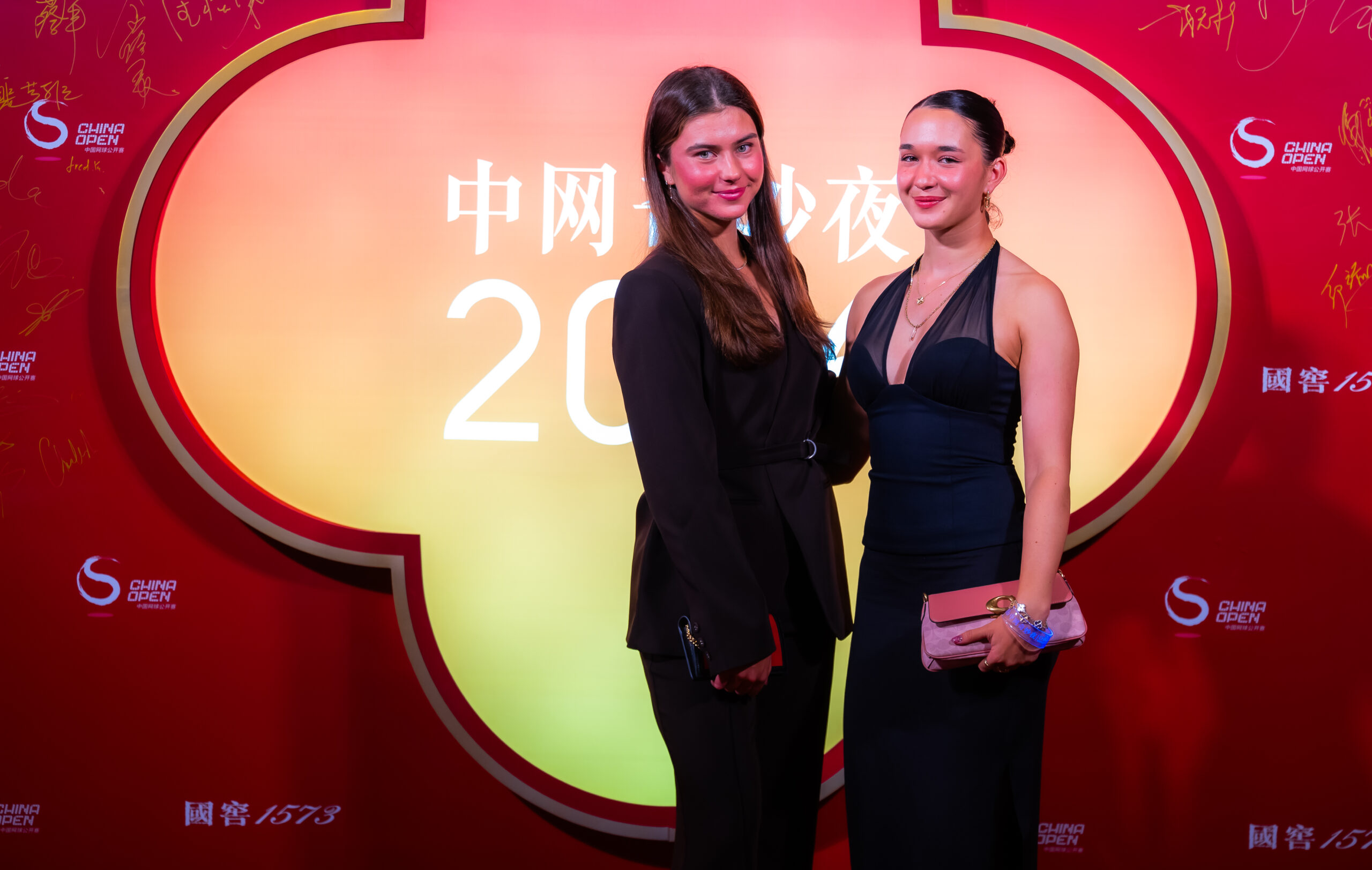 Photos : Les stars du WTA foulent le tapis rouge à Pékin