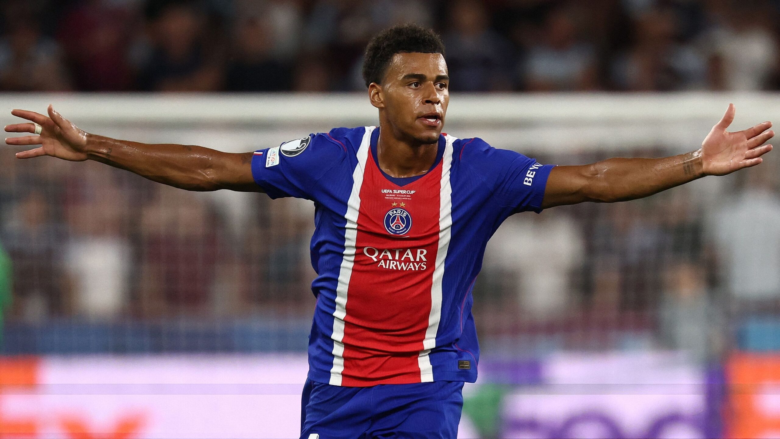 Augmentation de salaire record : le PSG propose un contrat en or à Désiré Doue !