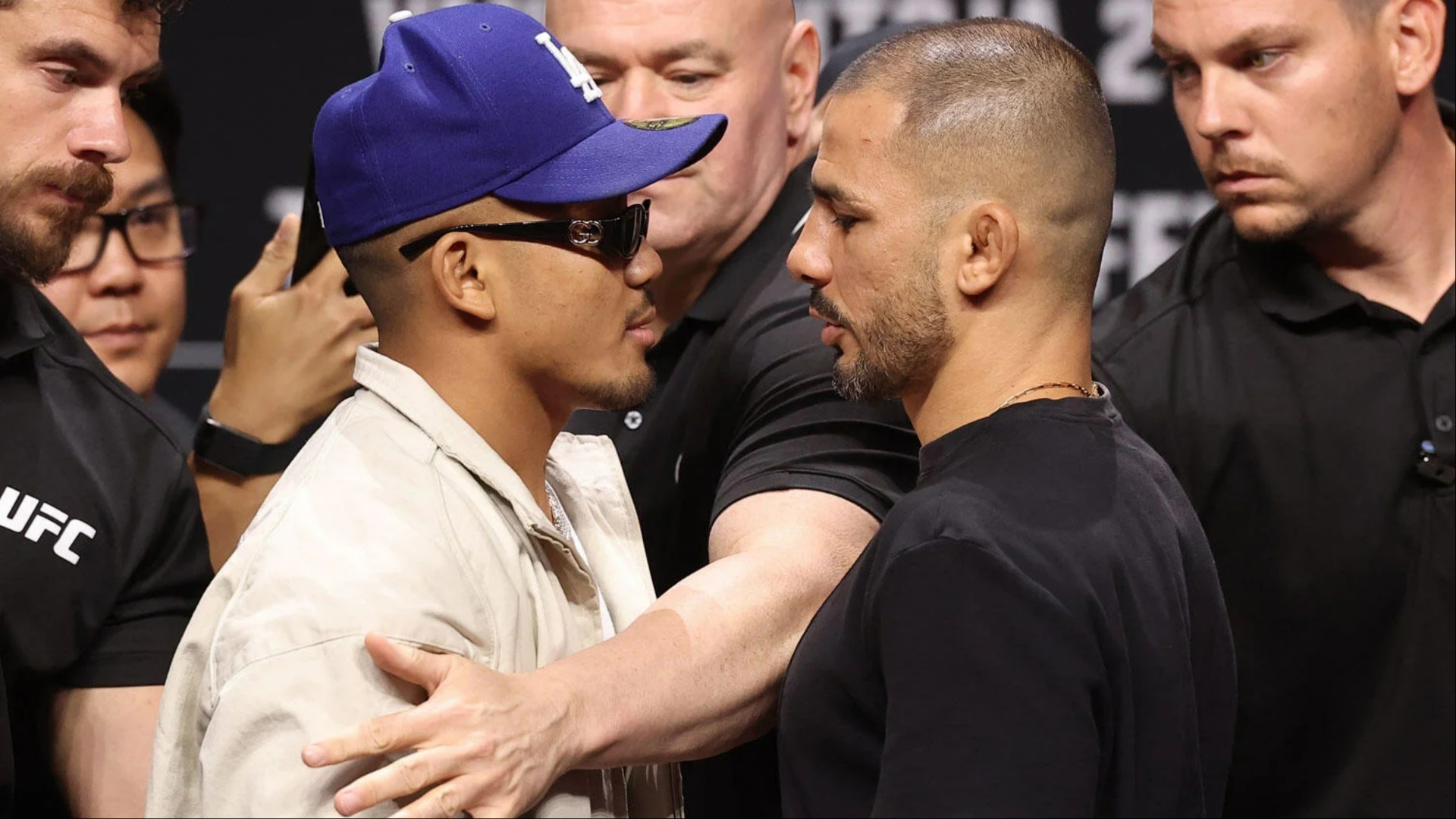 Les meilleures cotes UFC 331 : Joshua Van contre Alexandre Pantoja 2, le combat va jusqu'au bout