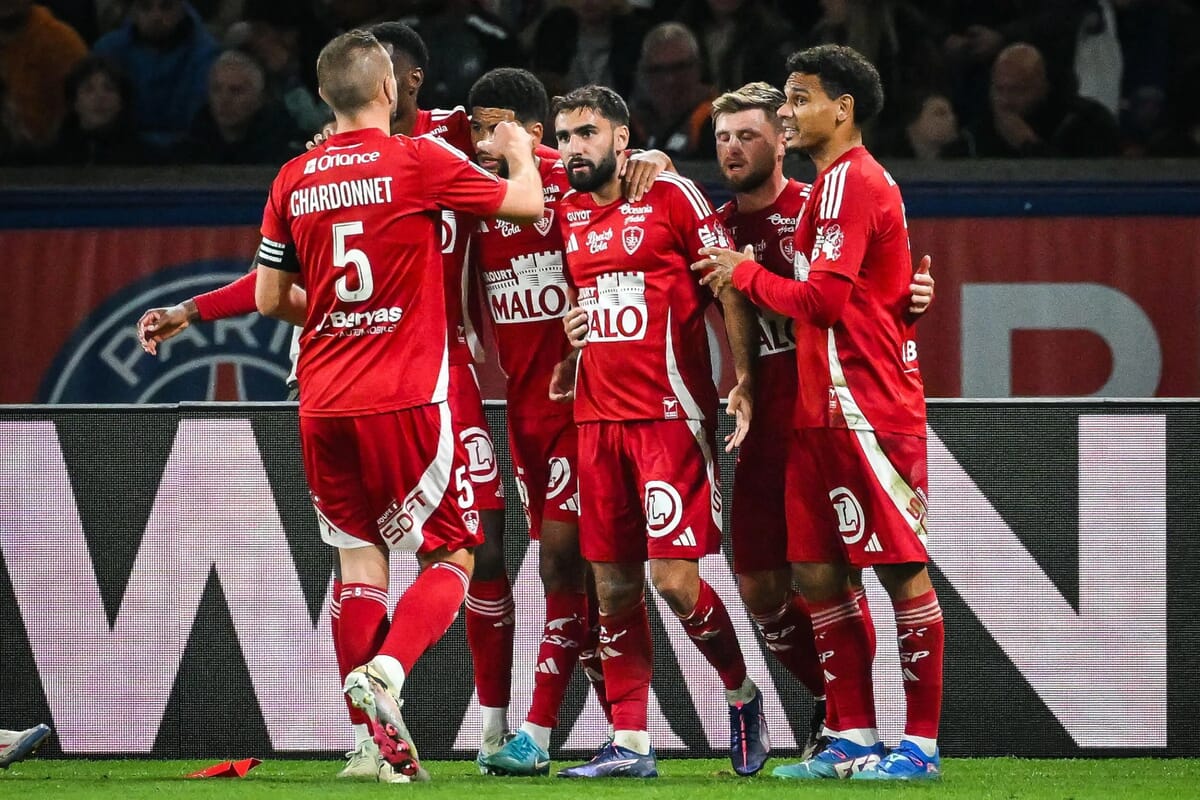 Prédictions et Conseils pour le Match Auxerre - Brest : Découvrez les Meilleures Cotes et Alignements !