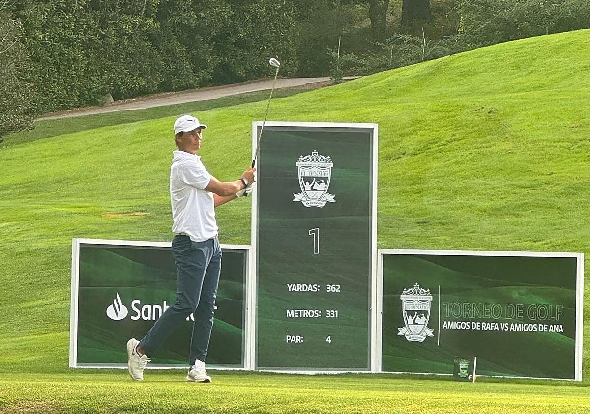 Rafa Nadal vuelve a jugar al golf en Pedreña