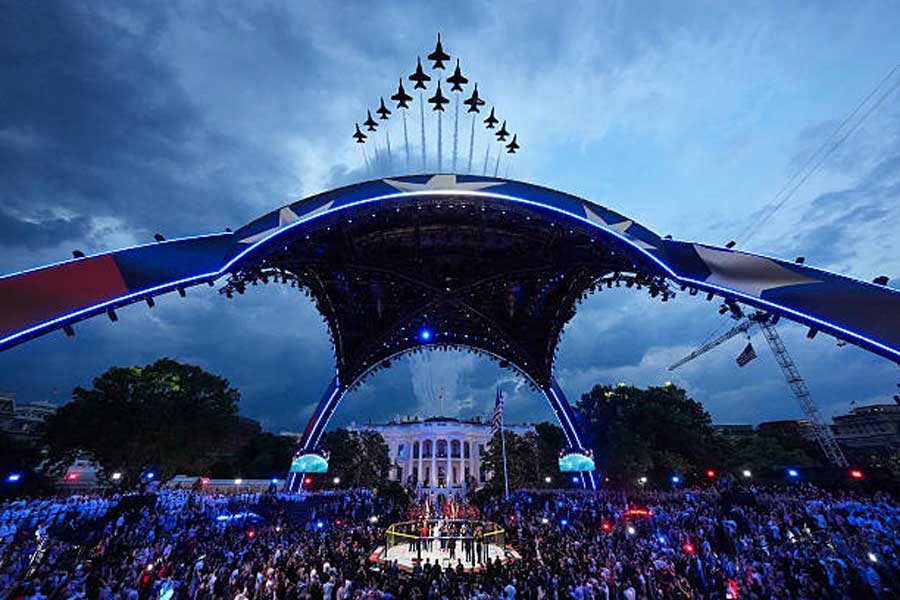 L'éclairage professionnel alimente le UFC Freedom 250 à la Maison-Blanche