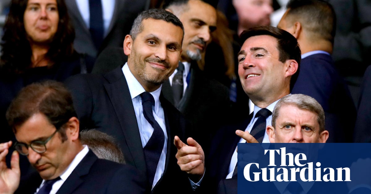 Les Libéraux-Démocrates exigent qu'Andy Burnham révèle toutes ses rencontres avec les propriétaires de Manchester City
