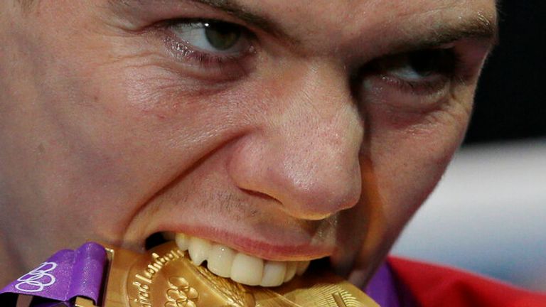 Campbell won gold à Londres 2012. (AP Photo/Ivan Sekretarev)